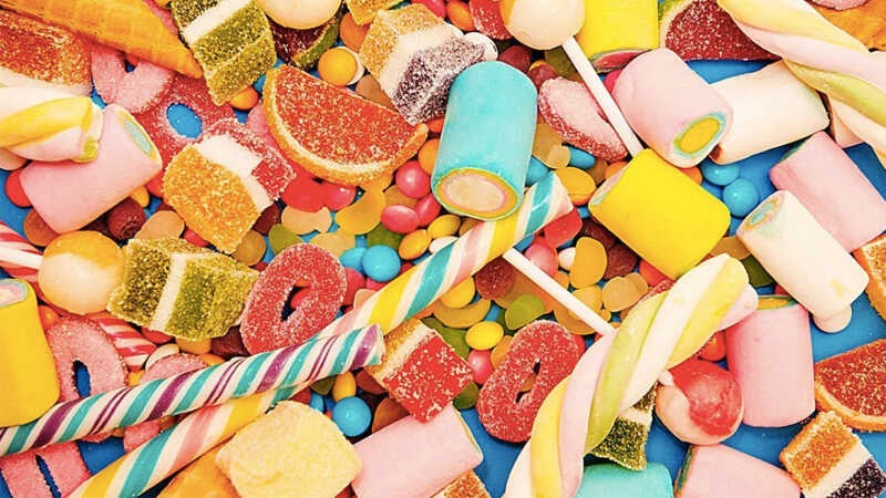Ăn quá nhiều đồ ngọt có thể gây rối loạn hormone nữ